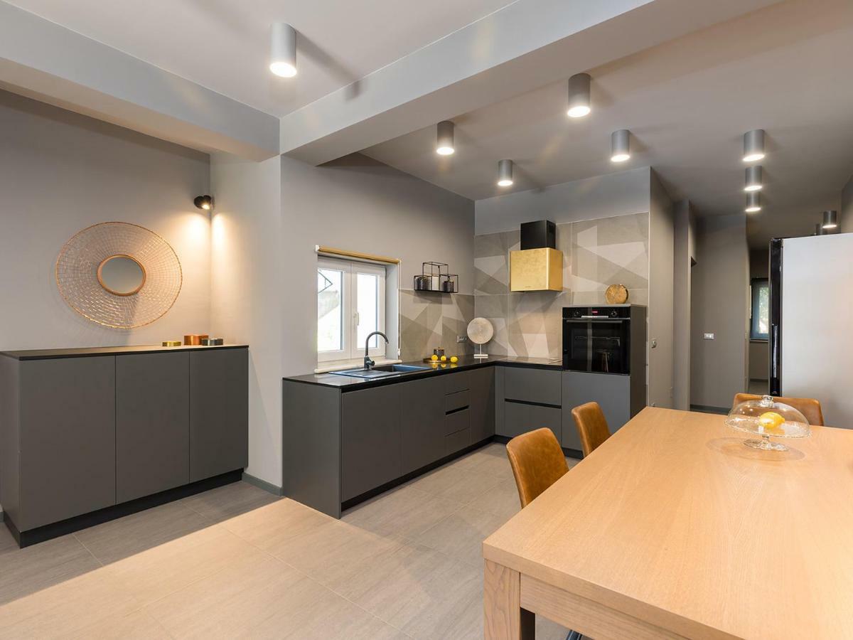 Magnolia - Modern Apartment Near City Center And Sea ポレッチ エクステリア 写真